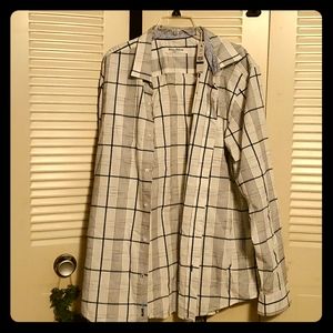 Men's lightweight long sleeve shirt